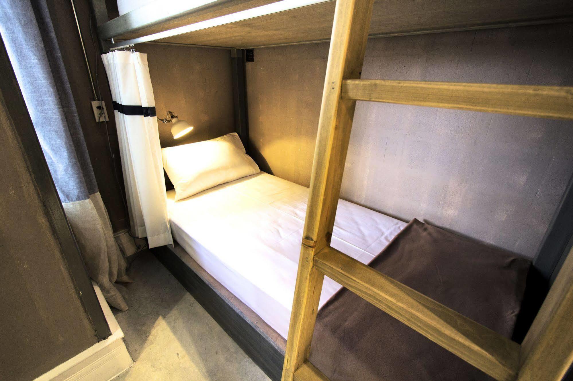 Oneday Hostel Sukhumvit 26 Μπανγκόκ Εξωτερικό φωτογραφία